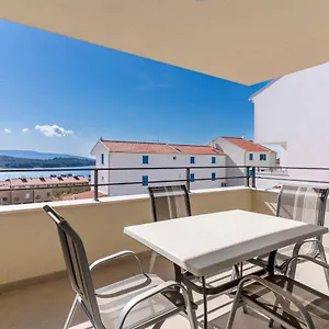 Blue Pearl Apartment