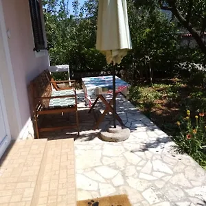 Vitkovic Apartment