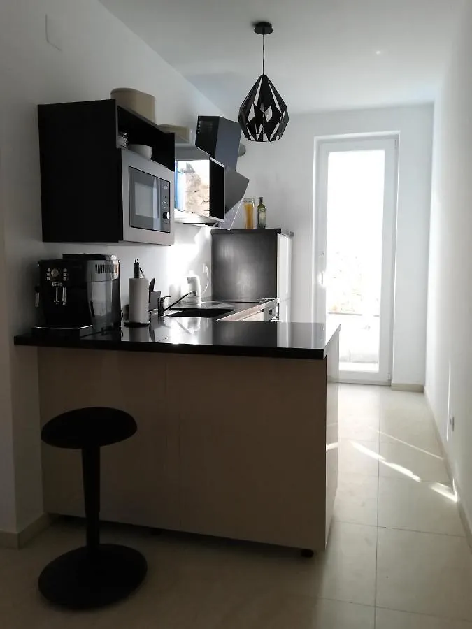 Franta Apartment Cres